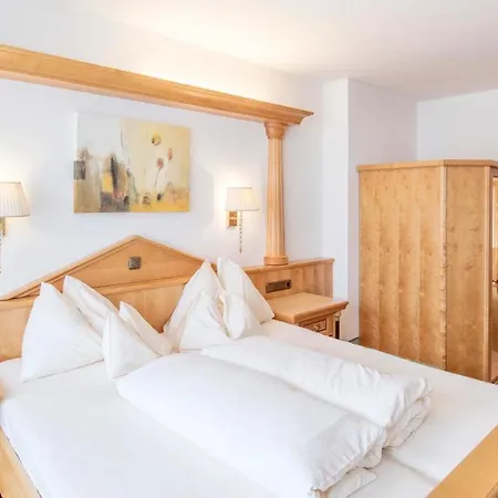 ホテル Der Laerchenhof 5*
