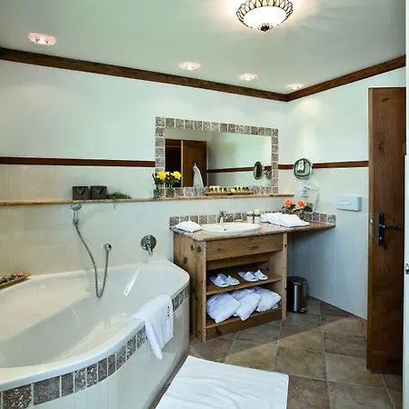 Der Laerchenhof 5* ארפנדורף